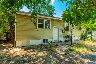 265 W 300 N, Provo, UT 84601 - Photo 19