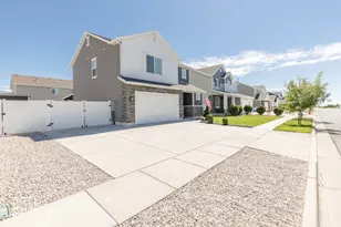 3565 S Water Lilly Ln, Syracuse, UT 84075 - Photo 3