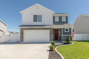 3565 S Water Lilly Ln, Syracuse, UT 84075 - Photo 1
