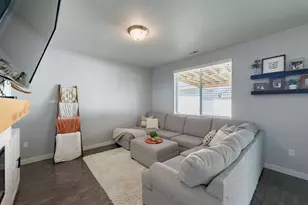 3565 S Water Lilly Ln, Syracuse, UT 84075 - Photo 17
