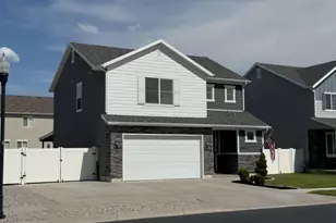 3565 S Water Lilly Ln, Syracuse, UT 84075 - Photo 3