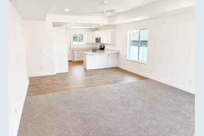 120 E 500 N, Hyde Park, UT 84318 - Photo 15