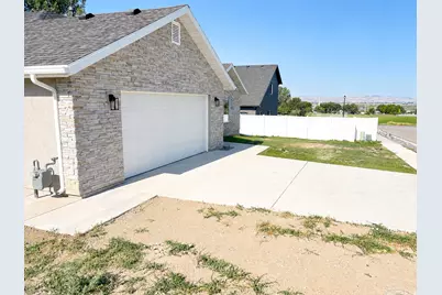 120 E 500 N, Hyde Park, UT 84318 - Photo 9