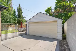 1997 S Imperial St E, Salt Lake City, UT 84105 - Photo 33