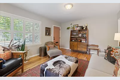 1997 S Imperial St E, Salt Lake City, UT 84105 - Photo 9