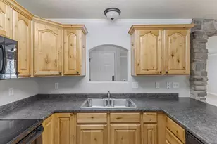 943 W 580 S, Pleasant Grove, UT 84062 - Photo 9