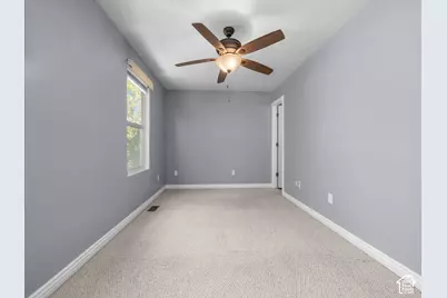 3451 E Peregrine Rd N, Eagle Mountain, UT 84005 - Photo 17