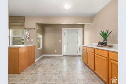 3451 E Peregrine Rd N, Eagle Mountain, UT 84005 - Photo 5