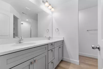 4552 W Parkes Peak Ln, Herriman, UT 84096 - Photo 13