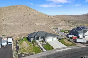 2891 E Sunset Dr, Eagle Mountain, UT 84005 - Photo 55
