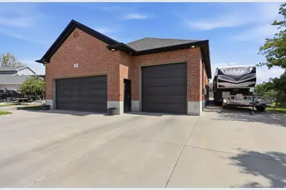 170 Lakeview, Stansbury Park, UT 84074 - Photo 37