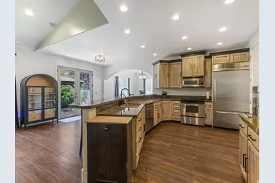 2093 E 9510 S, Sandy, UT 84092 - Photo 7