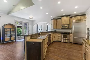 2093 E 9510 S, Sandy, UT 84092 - Photo 7