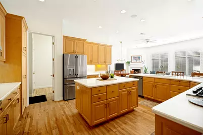 2321 E Makenna Ct, Holladay, UT 84117 - Photo 7
