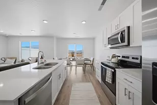 2163 S Woverine Way, Washington, UT 84780 - Photo 15