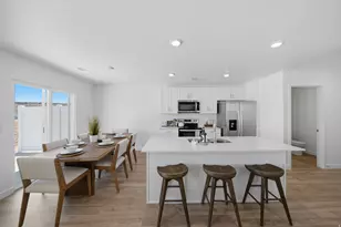 2163 S Woverine Way, Washington, UT 84780 - Photo 11