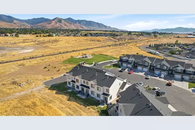 824 N Gleneagles Ct, Tooele, UT 84074 - Photo 49