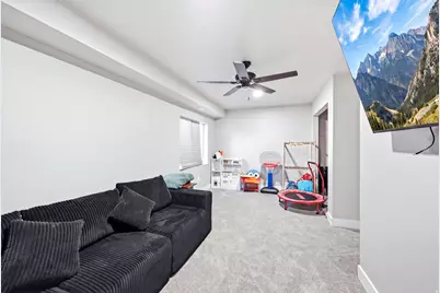 824 N Gleneagles Ct, Tooele, UT 84074 - Photo 31