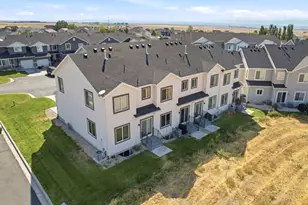 824 N Gleneagles Ct, Tooele, UT 84074 - Photo 47