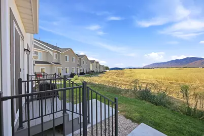 824 N Gleneagles Ct, Tooele, UT 84074 - Photo 39