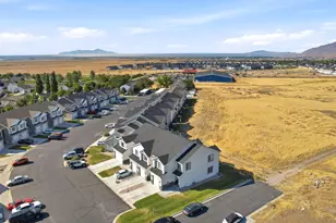 824 N Gleneagles Ct, Tooele, UT 84074 - Photo 51