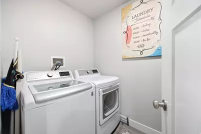 824 N Gleneagles Ct, Tooele, UT 84074 - Photo 33