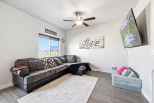 824 N Gleneagles Ct, Tooele, UT 84074 - Photo 13