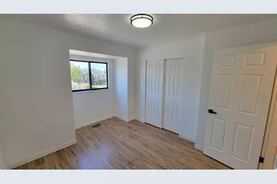 11153 S Silver Queen Cir, Sandy, UT 84094 - Photo 17
