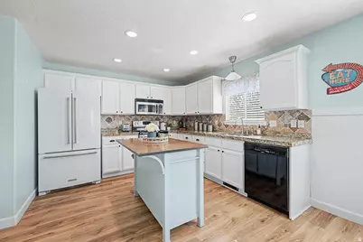 10503 N Doral Dr, Cedar Hills, UT 84062 - Photo 19