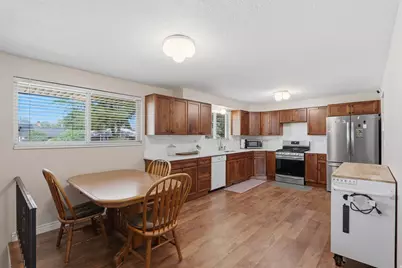 972 S 550 E, Orem, UT 84097 - Photo 9