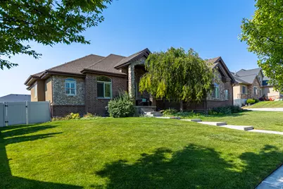 1685 W Prairie Hill Dr, Bluffdale, UT 84065 - Photo 1