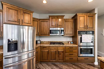 1685 W Prairie Hill Dr, Bluffdale, UT 84065 - Photo 21