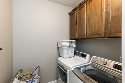 1685 W Prairie Hill Dr, Bluffdale, UT 84065 - Photo 17