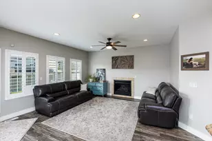 1685 W Prairie Hill Dr, Bluffdale, UT 84065 - Photo 17