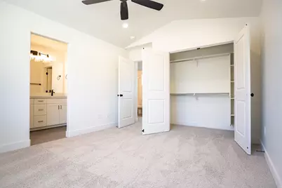 563 W 1775 N, Harrisville, UT 84404 - Photo 5