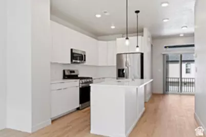 812 W Ivywell Ln #212, North Salt Lake, UT 84054 - Photo 7