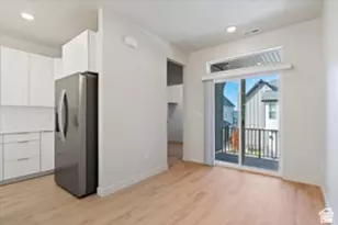 812 W Ivywell Ln, North Salt Lake, UT 84054 - Photo 9
