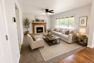971 S Kays Dr, Kaysville, UT 84037 - Photo 5