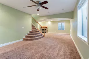 971 S Kays Dr, Kaysville, UT 84037 - Photo 23