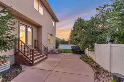 971 S Kays Dr, Kaysville, UT 84037 - Photo 55