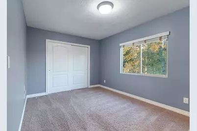 971 S Kays Dr, Kaysville, UT 84037 - Photo 19