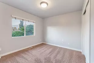 971 S Kays Dr, Kaysville, UT 84037 - Photo 17