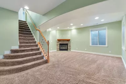 971 S Kays Dr, Kaysville, UT 84037 - Photo 21