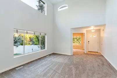 971 S Kays Dr, Kaysville, UT 84037 - Photo 5