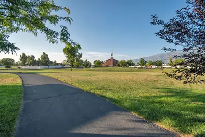 971 S Kays Dr, Kaysville, UT 84037 - Photo 47