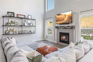 672 N 890 E, Hyde Park, UT 84318 - Photo 7