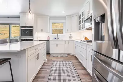 672 N 890 E, Hyde Park, UT 84318 - Photo 13
