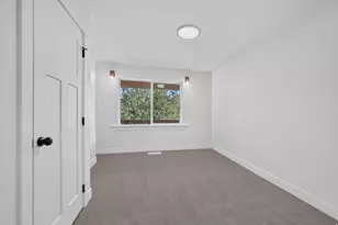 1775 E Rosecrest Dr, Salt Lake City, UT 84108 - Photo 19