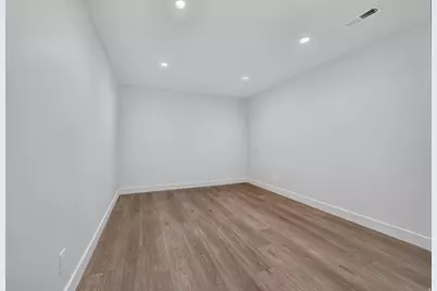 1775 E Rosecrest Dr, Salt Lake City, UT 84108 - Photo 29