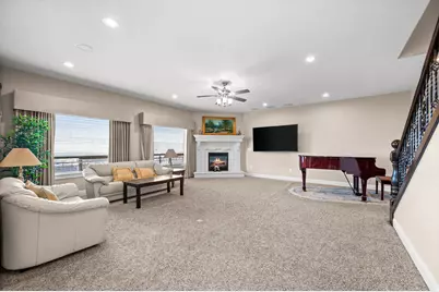 6828 W Vista Springs Dr, Herriman, UT 84096 - Photo 25